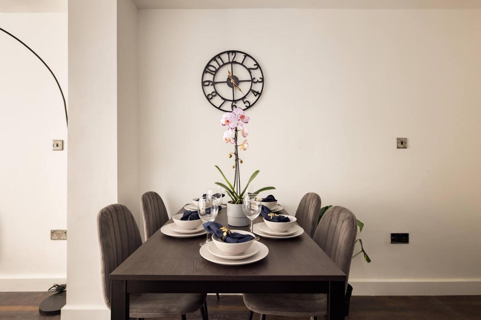 Wild Roses Serviced Apartments - Chelsea Лондон Экстерьер фото
