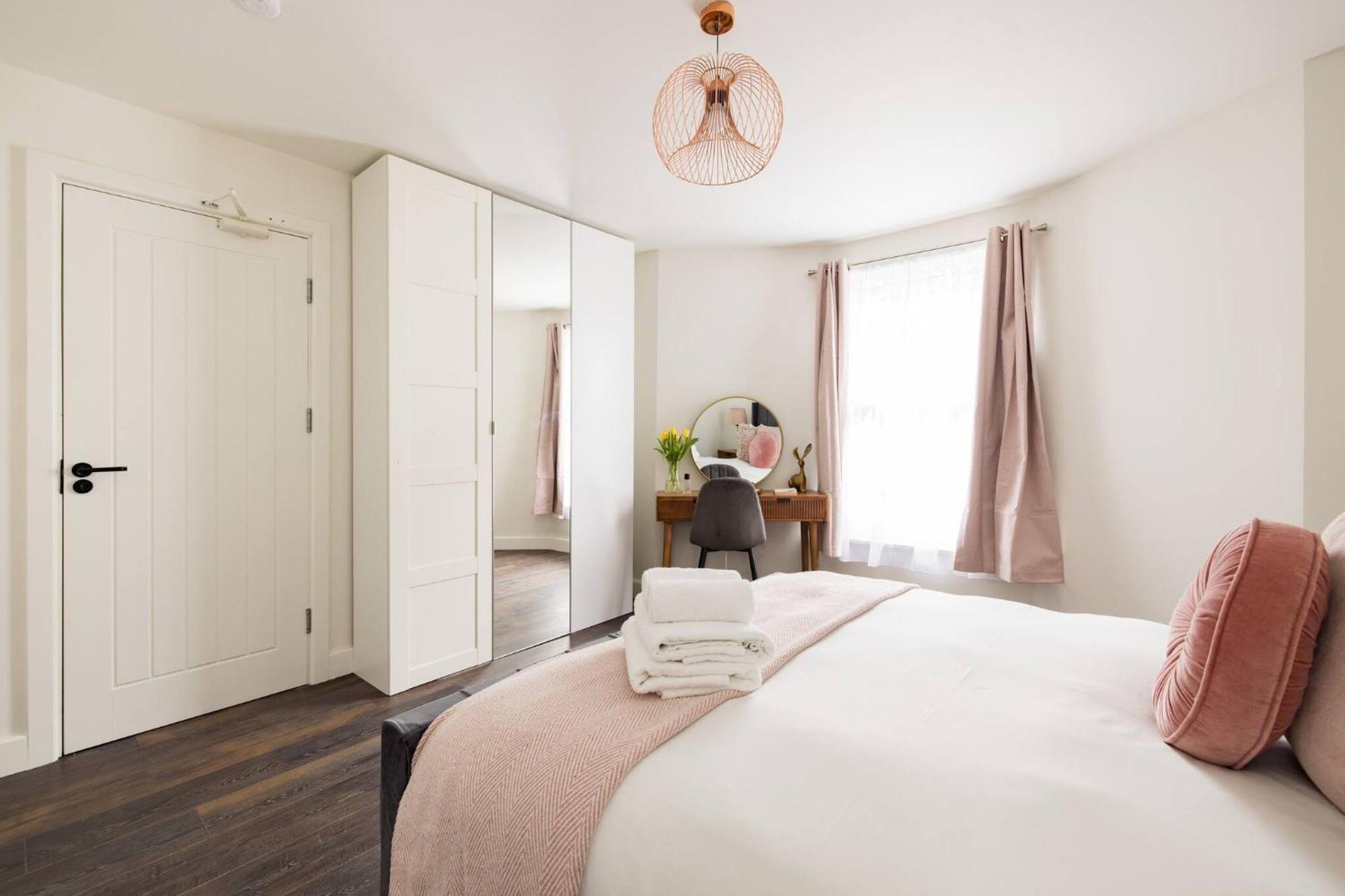 Wild Roses Serviced Apartments - Chelsea Лондон Экстерьер фото