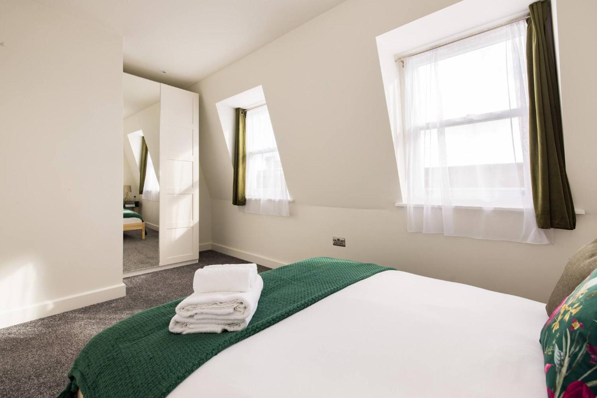 Wild Roses Serviced Apartments - Chelsea Лондон Экстерьер фото