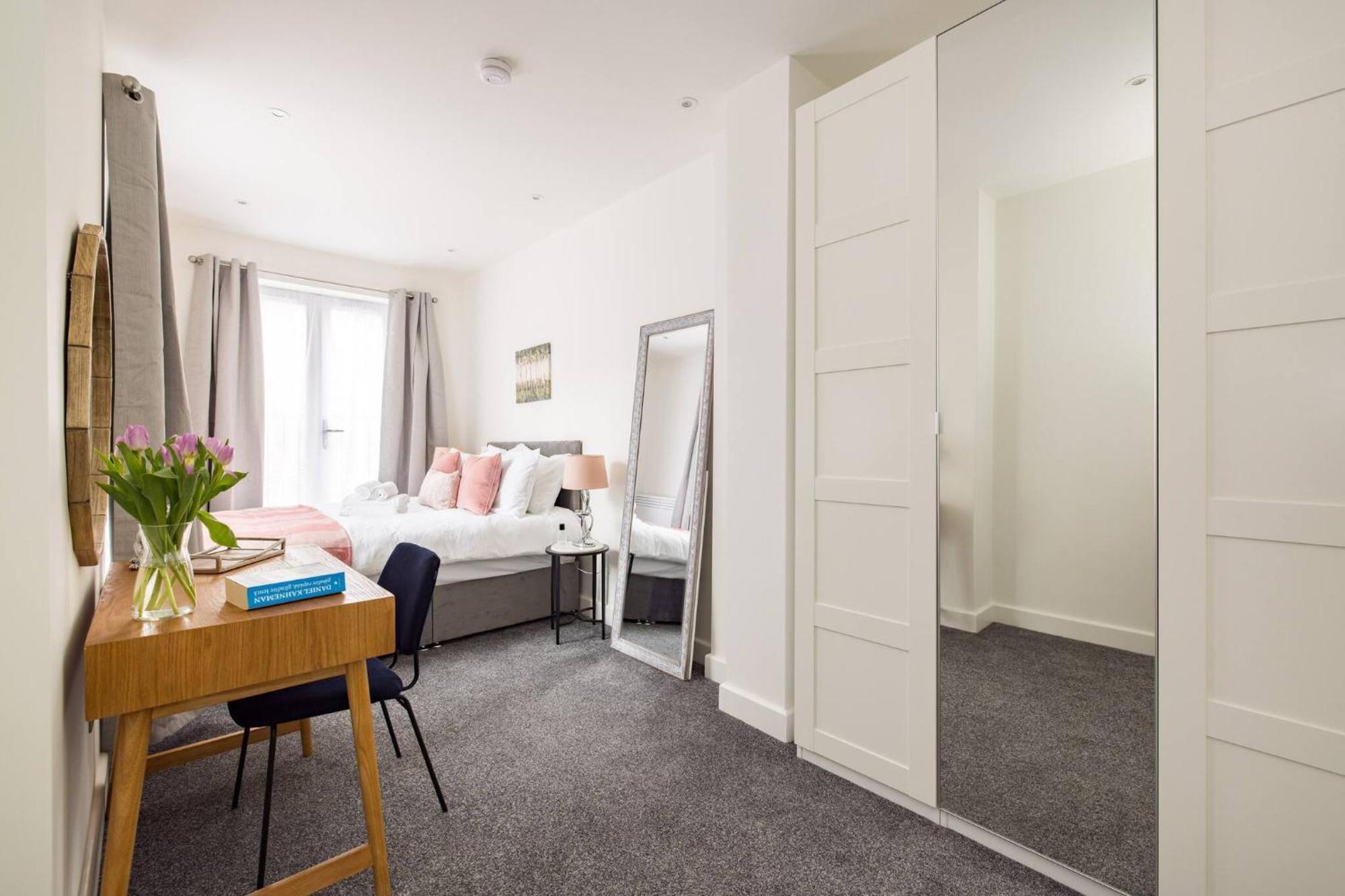 Wild Roses Serviced Apartments - Chelsea Лондон Экстерьер фото