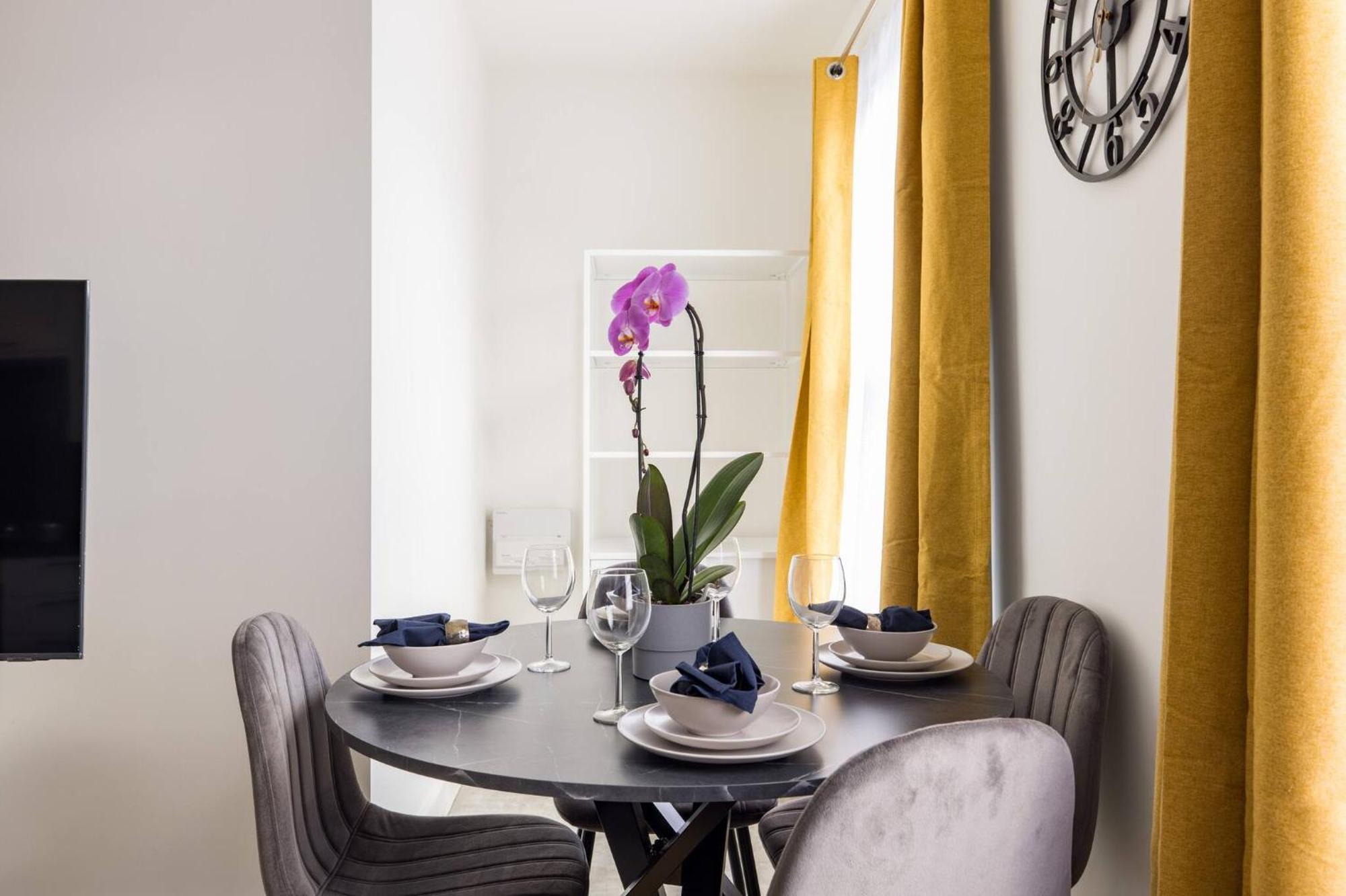 Wild Roses Serviced Apartments - Chelsea Лондон Экстерьер фото