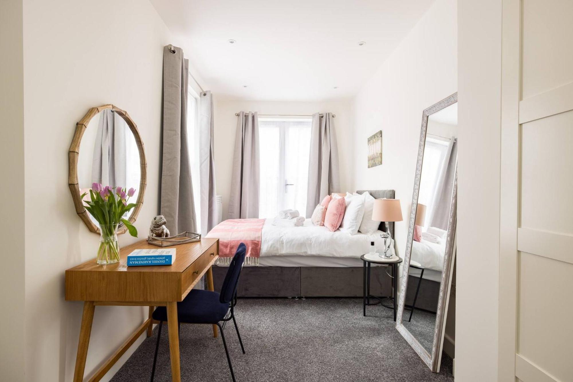 Wild Roses Serviced Apartments - Chelsea Лондон Экстерьер фото
